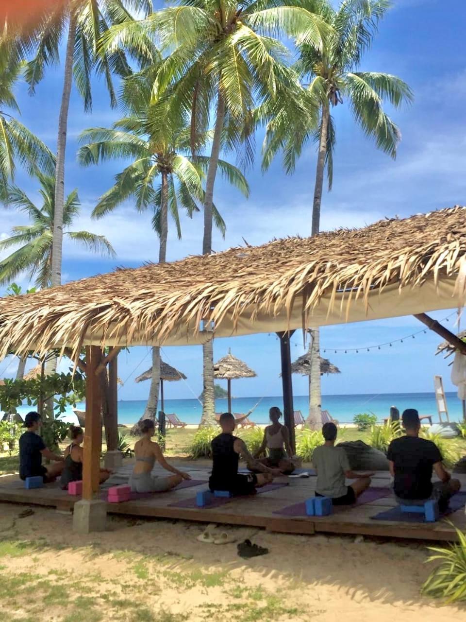 Eco Sanctuaries Nature Lodge Nacpan Beach, El Nido Luaran gambar